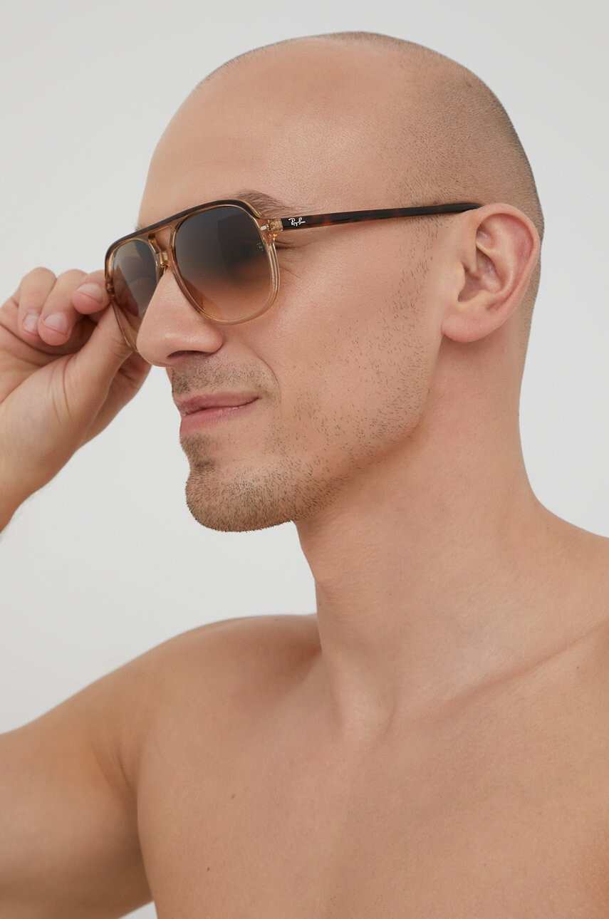Ray-Ban Слънчеви очила в кафяво - Pepit.bg