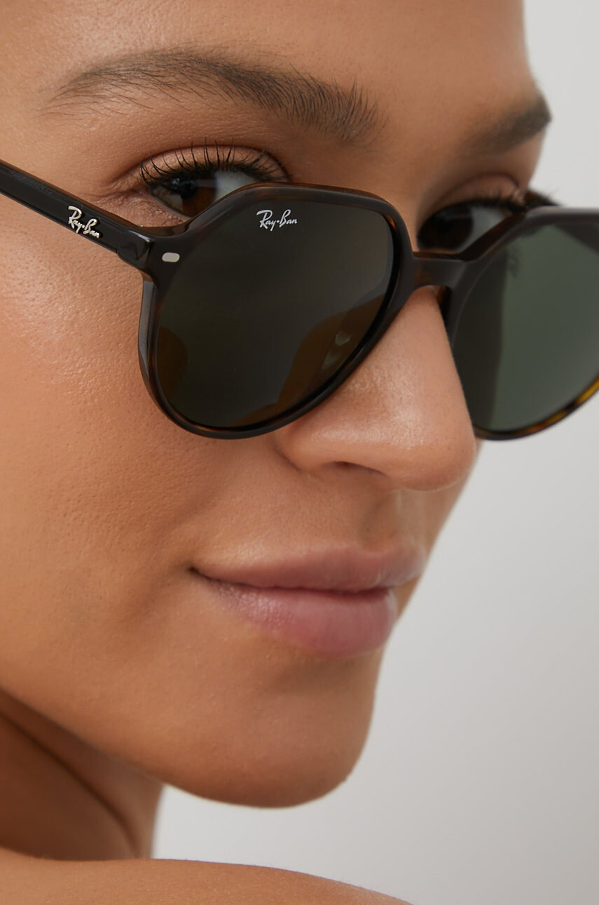 Ray-Ban Слънчеви очила в кафяво - Pepit.bg