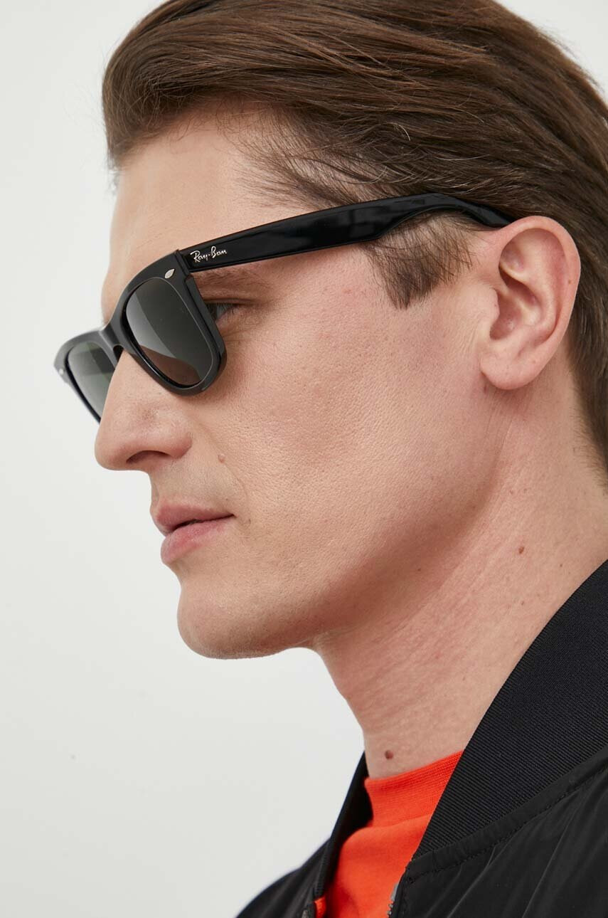 Ray-Ban Слънчеви очила в черно - Pepit.bg