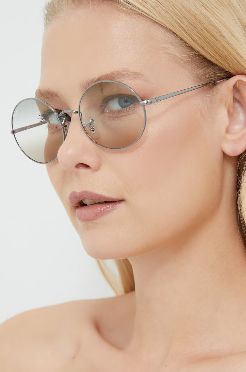 Ray-Ban Слънчеви очила в сиво - Pepit.bg