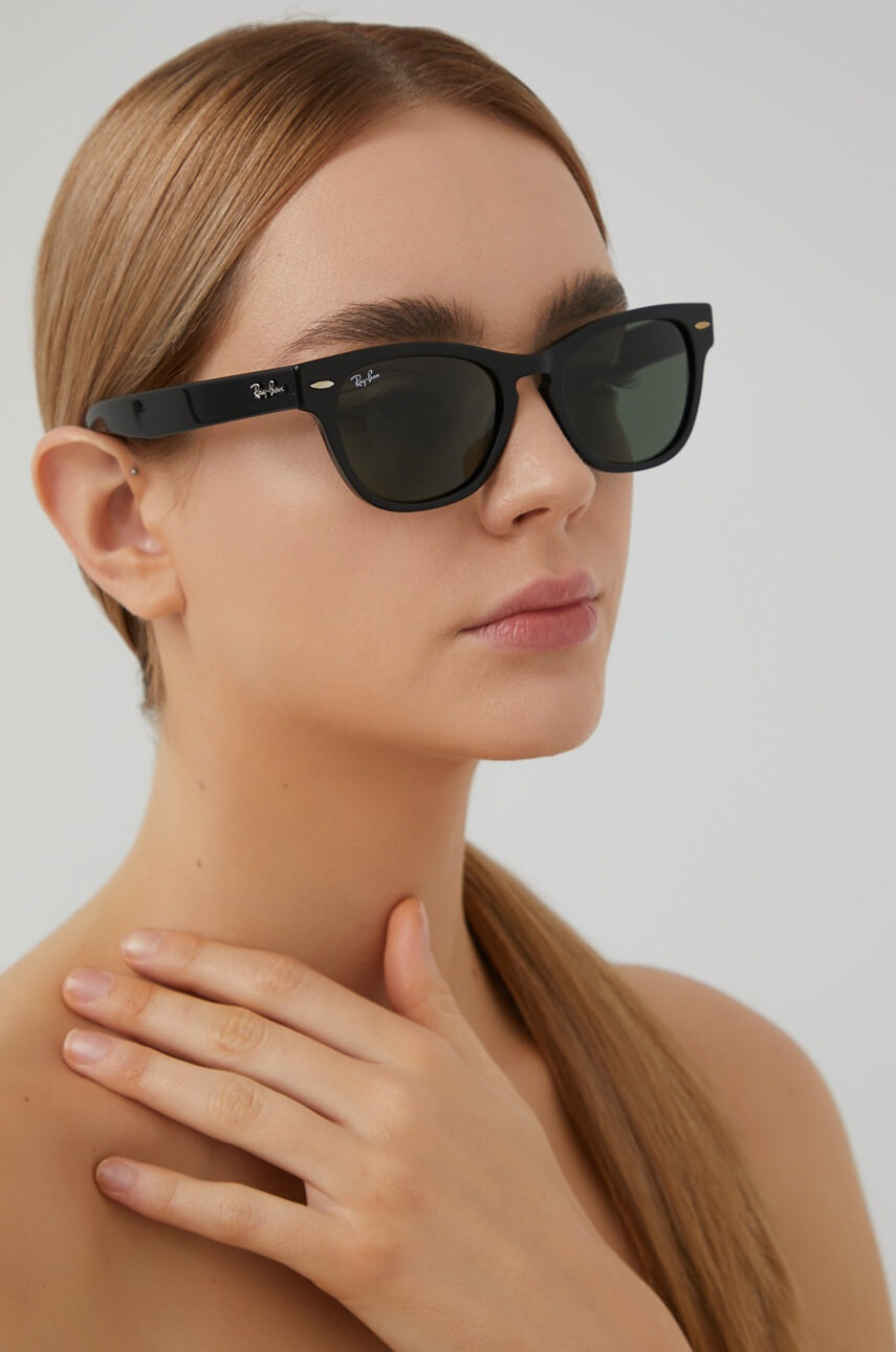 Ray-Ban Слънчеви очила LARAMIE - Pepit.bg