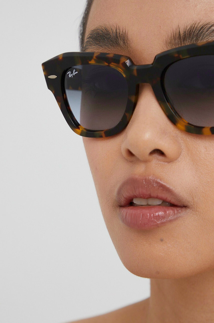 Ray-Ban Слънчеви очила State Street - Pepit.bg