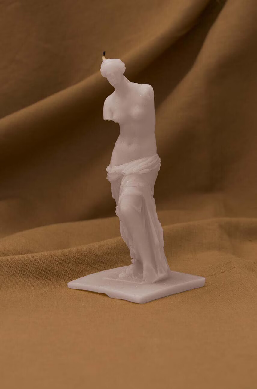 Really Nice Things Декоративна свещ Venus Candle - Pepit.bg