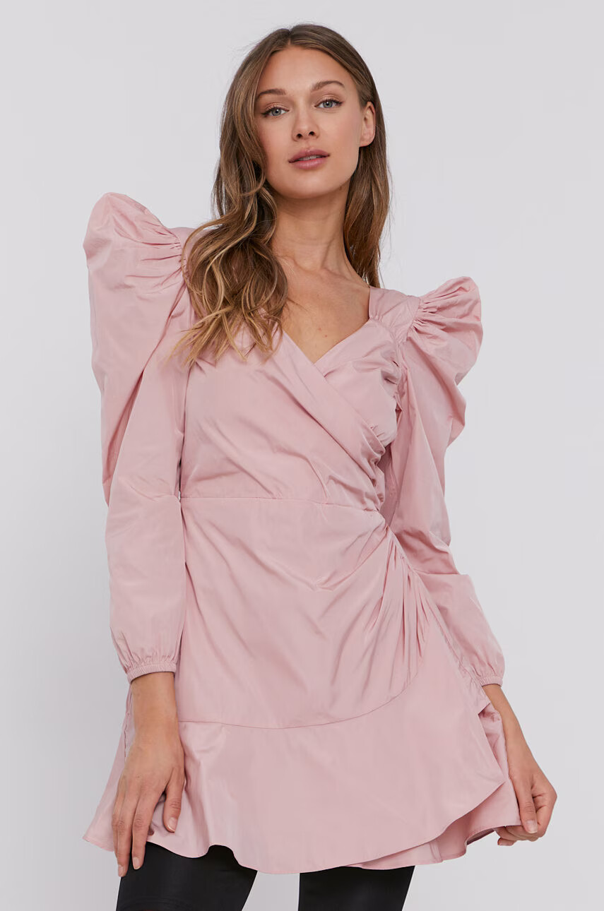 Red Valentino Рокля в розово къс модел разкроен модел - Pepit.bg