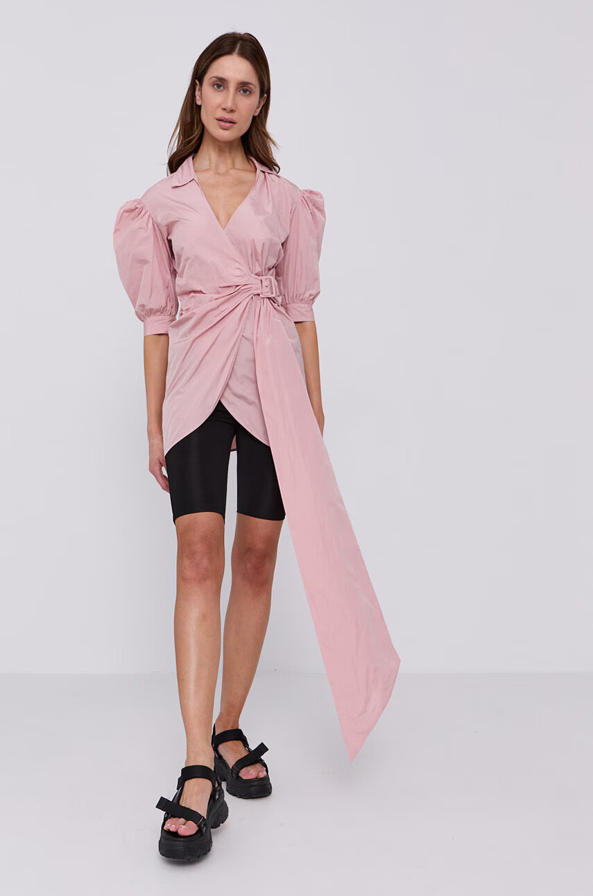 Red Valentino Рокля в розово къс модел със стандартна кройка - Pepit.bg