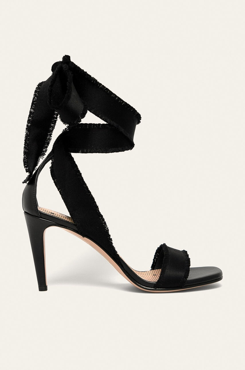 Red Valentino Високи токчета - Pepit.bg