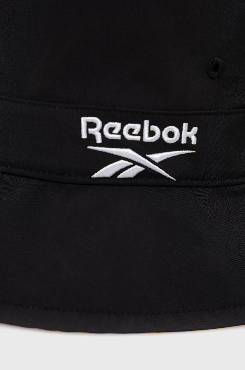 Reebok Classic Капела GM5866.D в черно - Pepit.bg