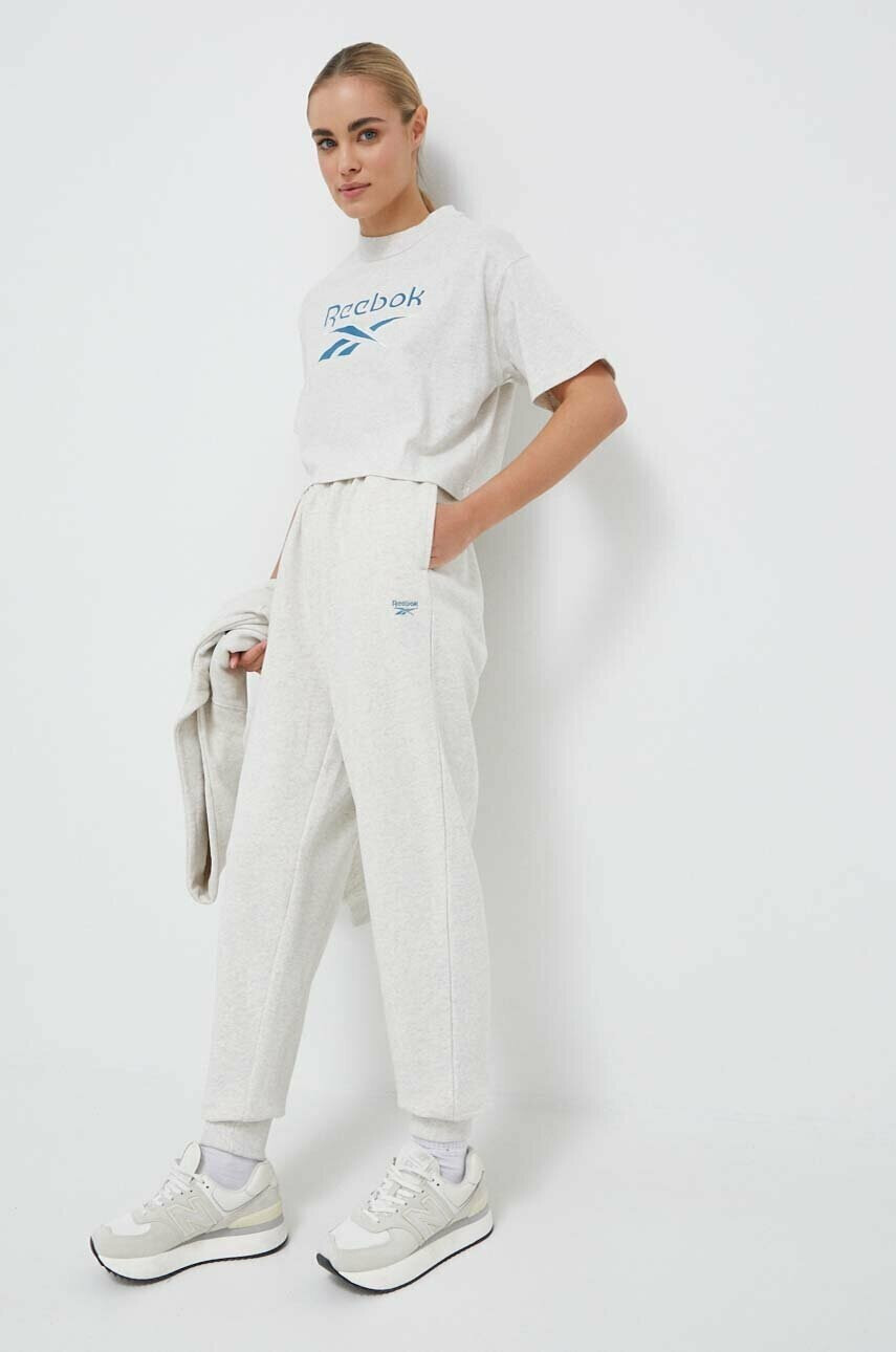 Reebok Classic Памучна тениска AE Big Logo Crop в бежово - Pepit.bg