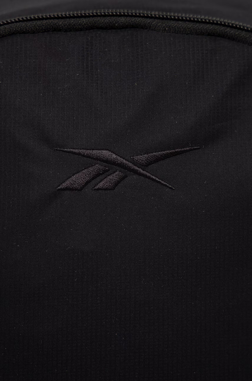 Reebok Classic Раница HC4148 в черно голям размер с изчистен дизайн - Pepit.bg