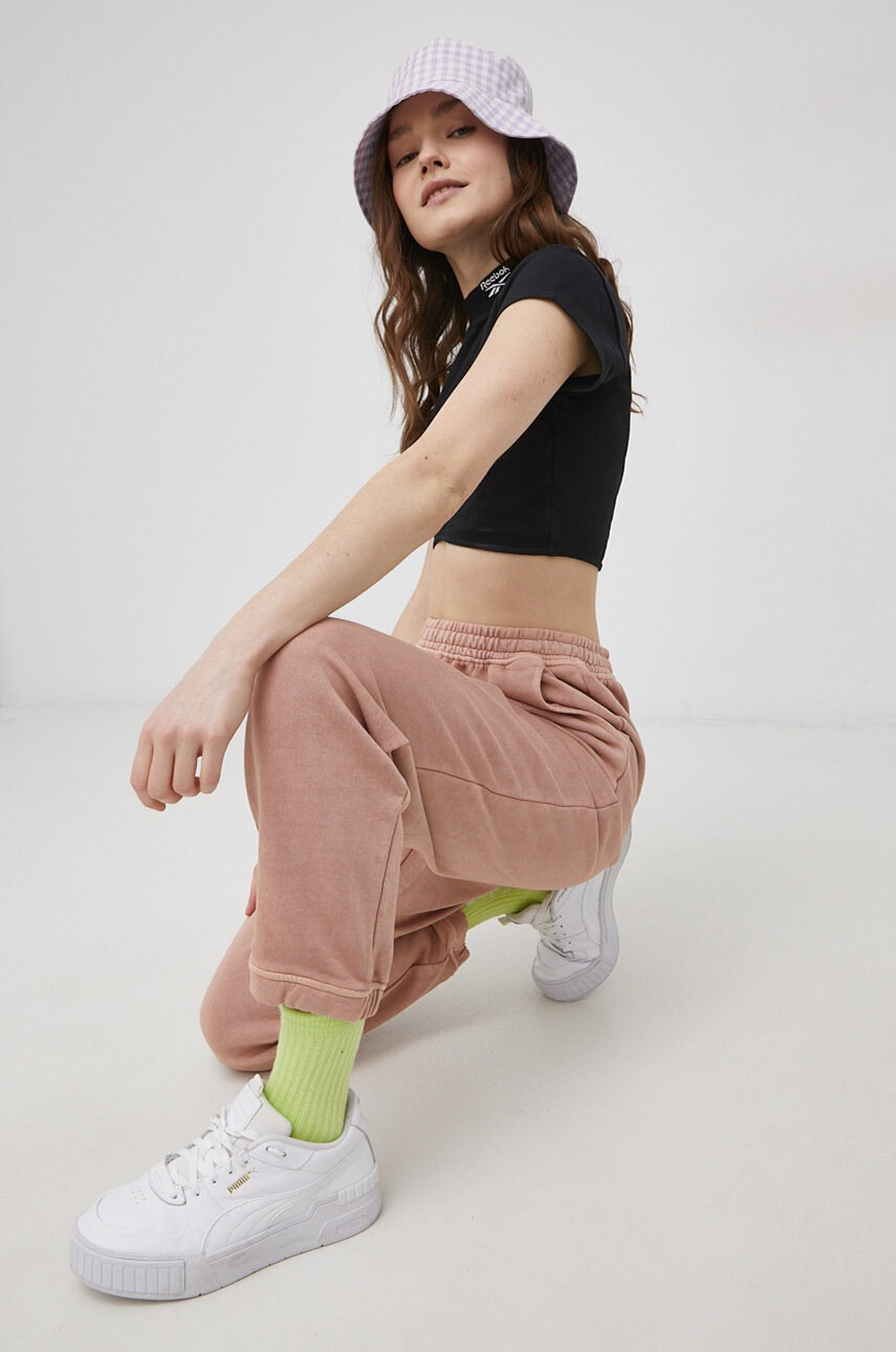 Reebok Classic Тениска H49274 дамска в черно - Pepit.bg