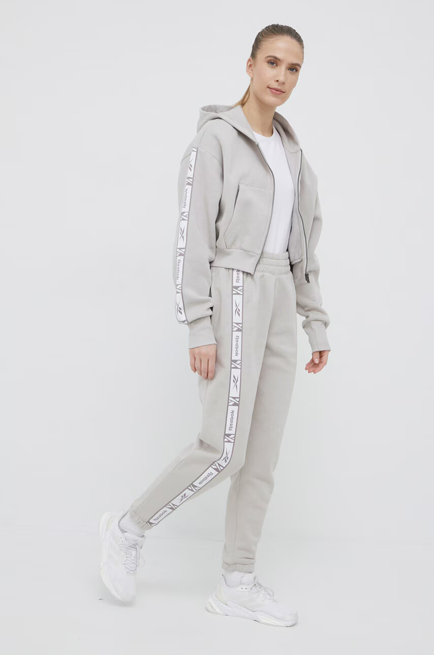 Reebok Суичър HA5735 - Pepit.bg