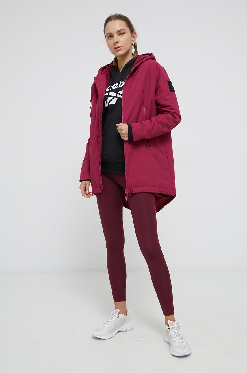 Reebok Суичър GI6699 дамски в черно с принт - Pepit.bg