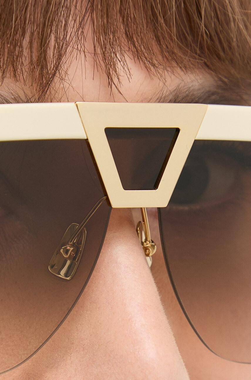 Saint Laurent Слънчеви очила в бежово - Pepit.bg