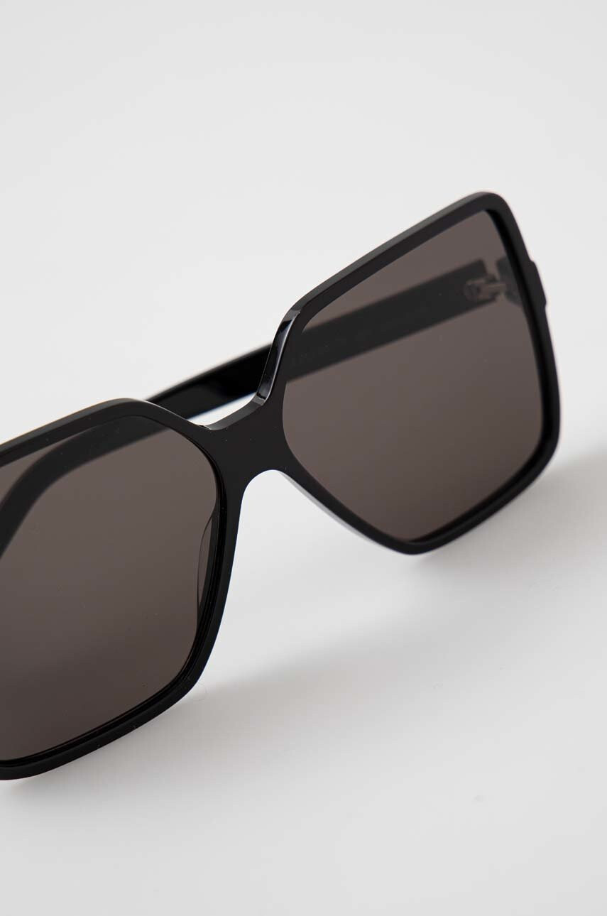 Saint Laurent Слънчеви очила Betty в черно - Pepit.bg