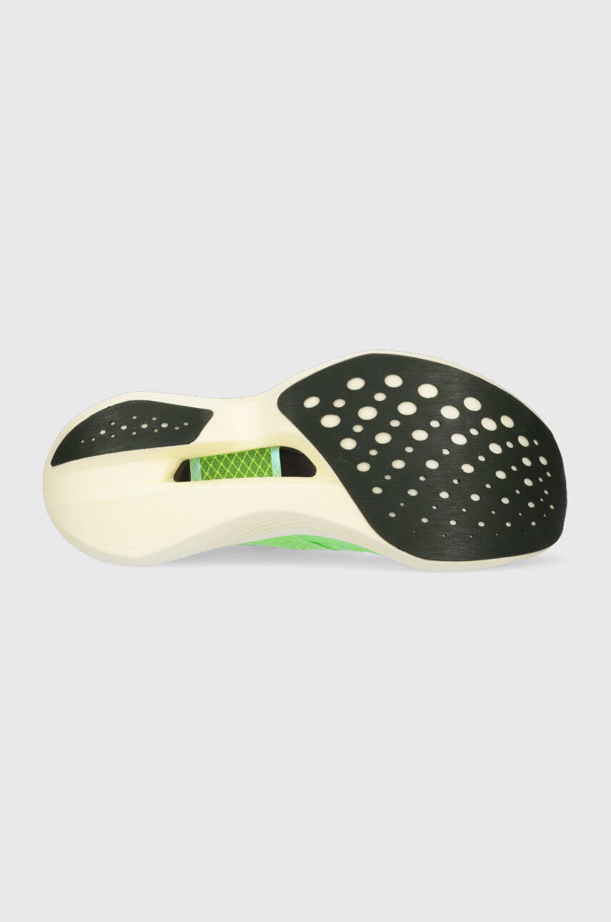 Saucony Обувки за бягане Endorphin Elite в зелено - Pepit.bg