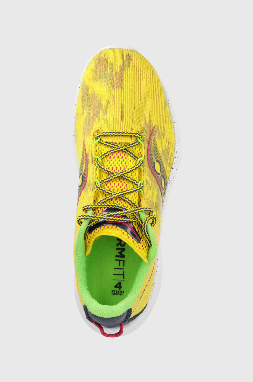 Saucony Обувки за бягане Kinvara 13 в жълто - Pepit.bg