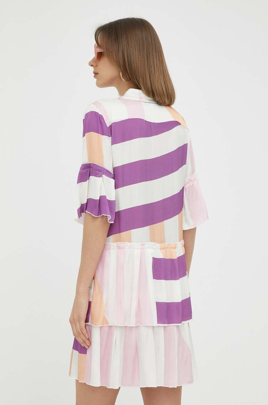 Silvian Heach Рокля в розово къс модел разкроен модел - Pepit.bg