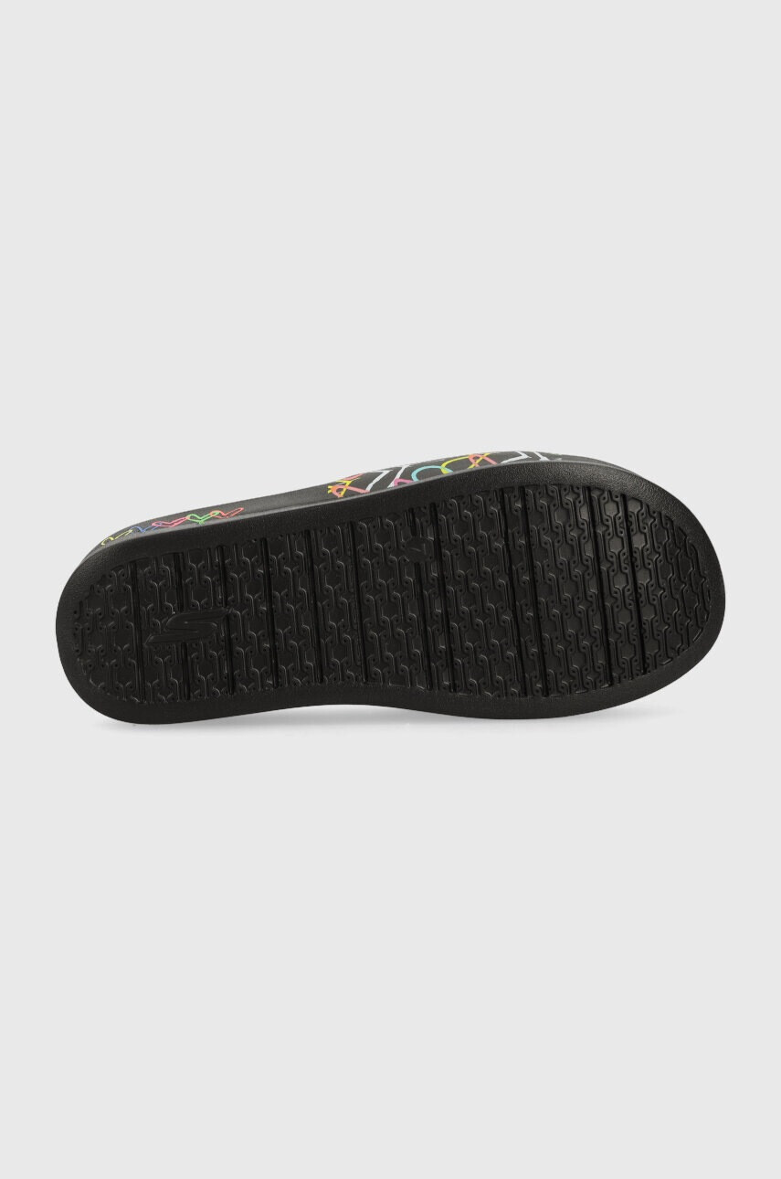Skechers Чехли - Pepit.bg