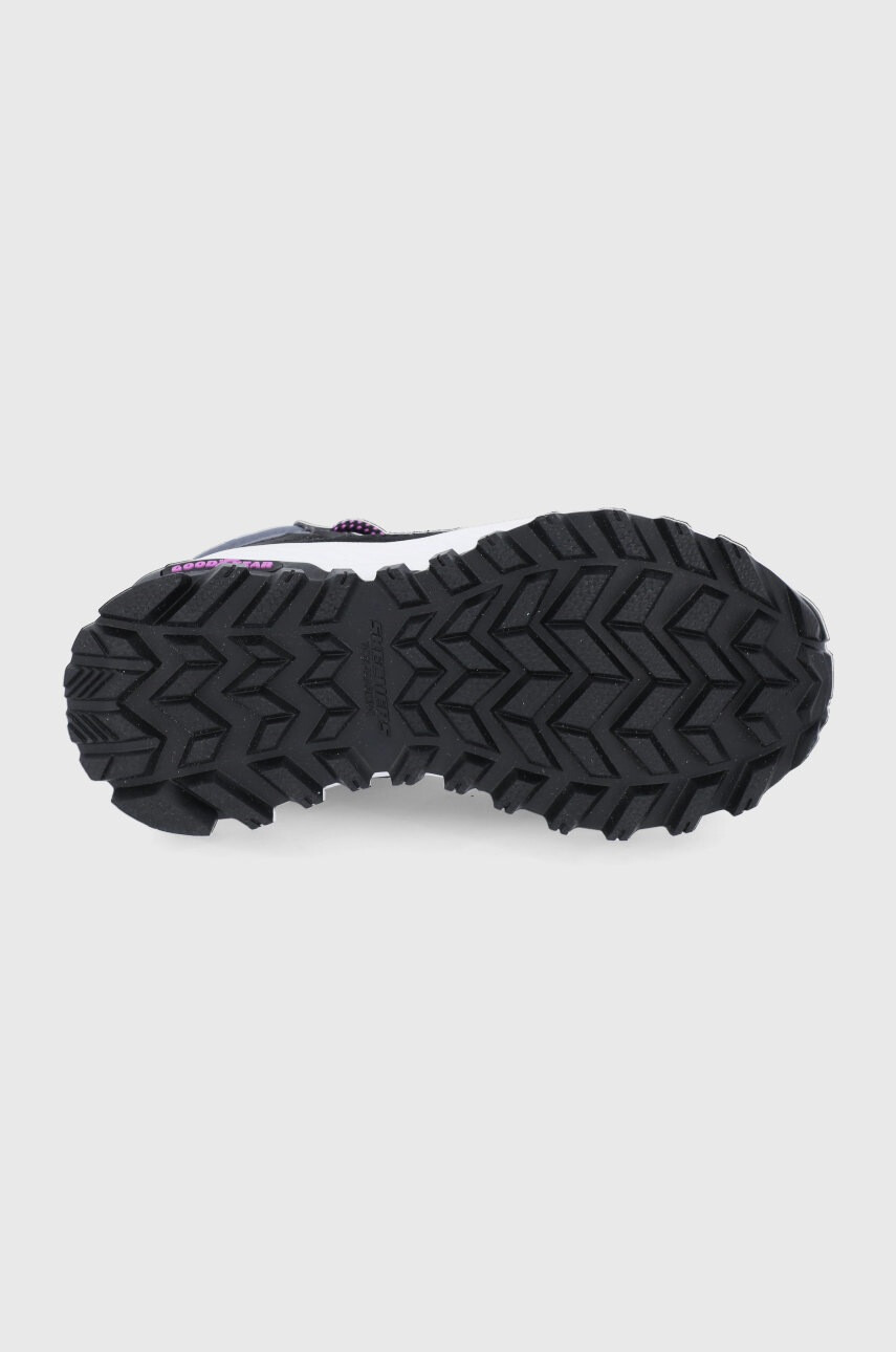 Skechers Детски обувки в черно - Pepit.bg