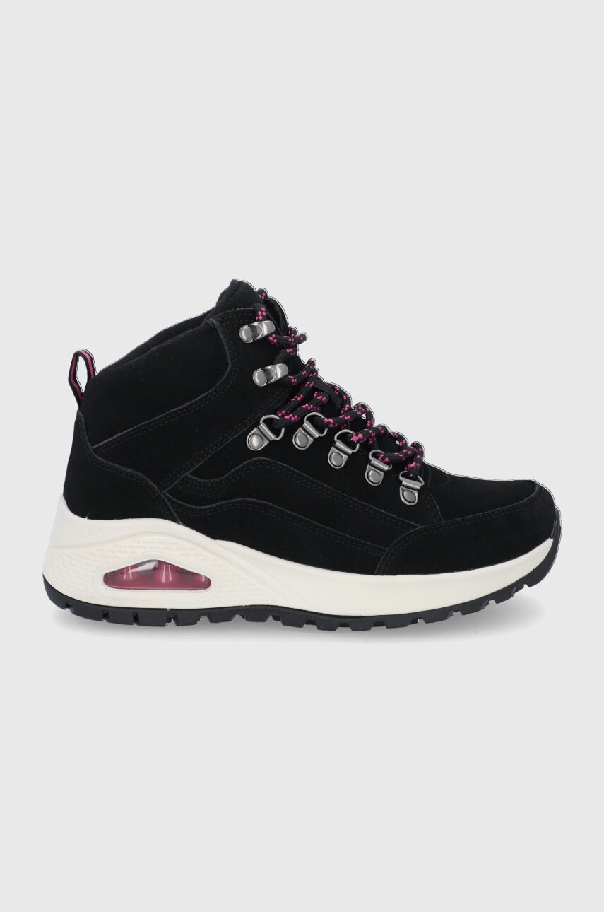Skechers Велурени обувки в черно - Pepit.bg