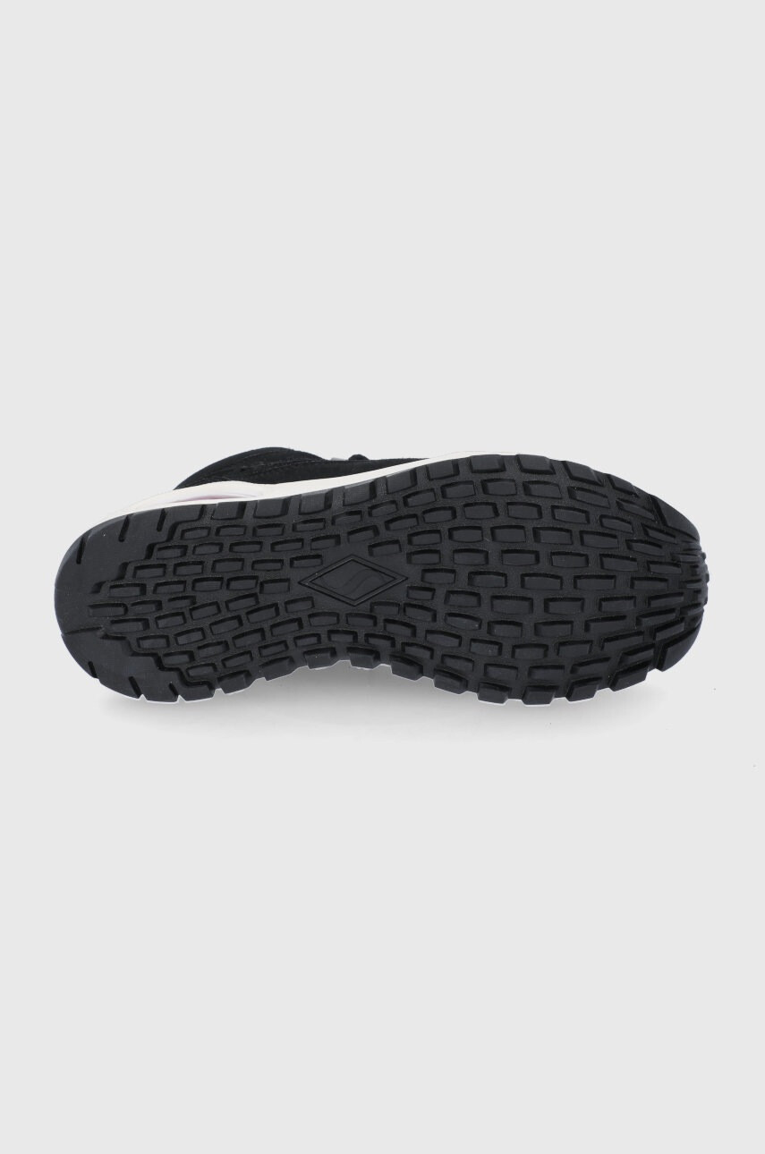 Skechers Велурени обувки в черно - Pepit.bg