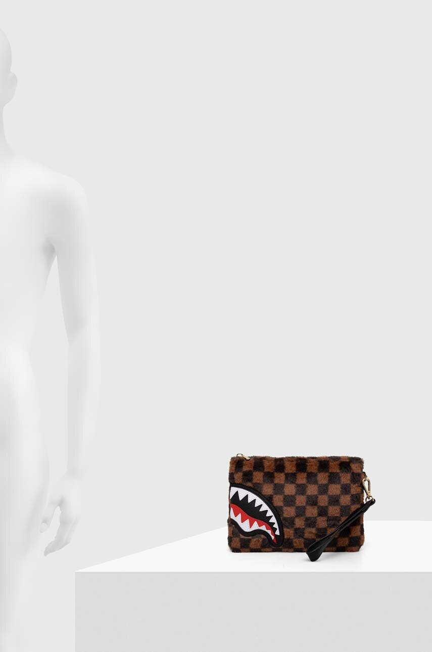 Sprayground Чанта през рамо в кафяво - Pepit.bg
