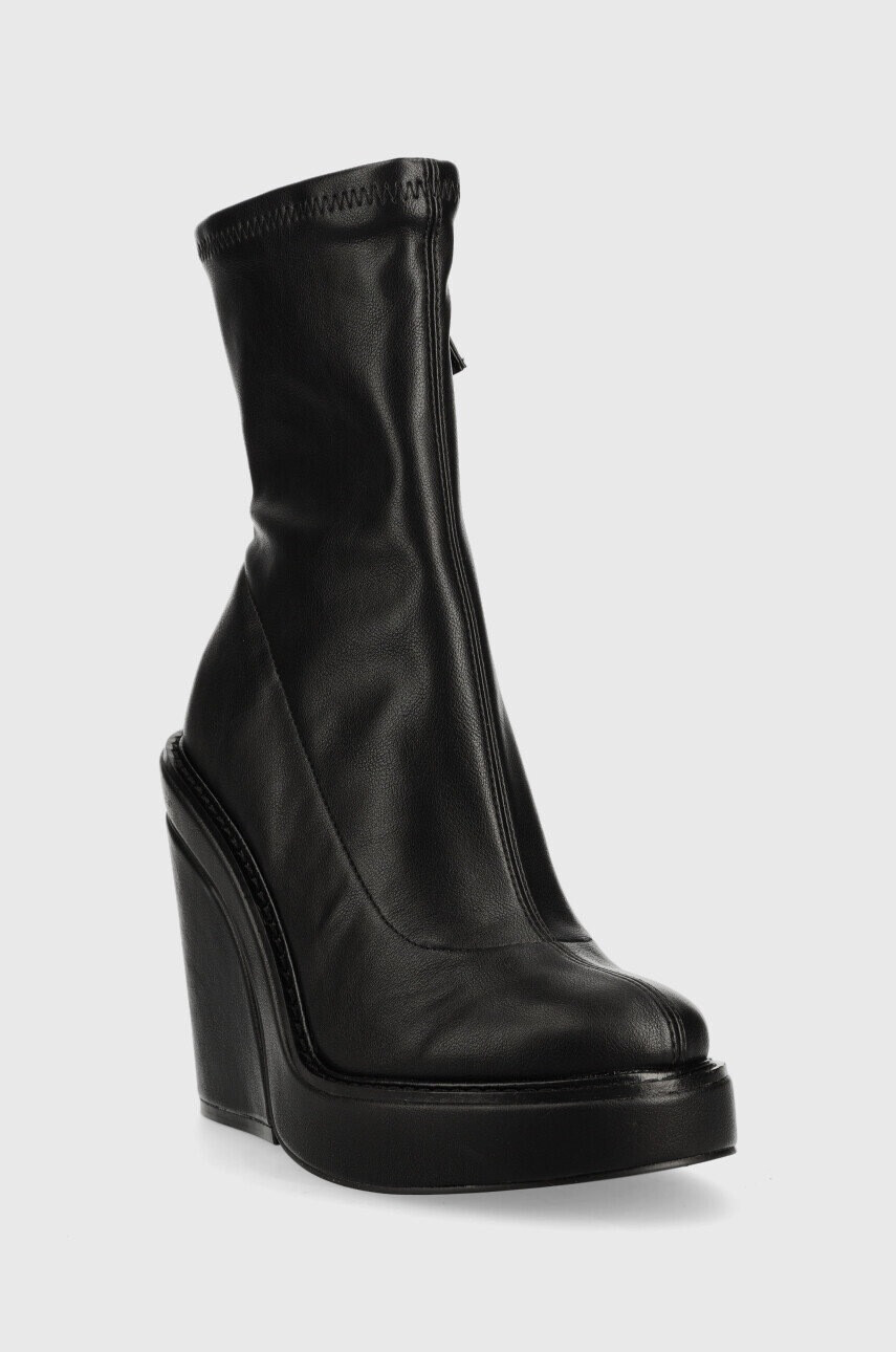 Steve Madden Боти All Out в черно с висок ток - Pepit.bg