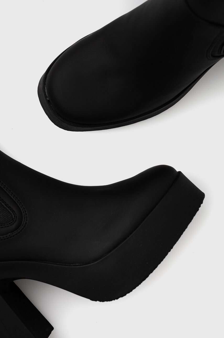 Steve Madden Боти челси Climate в черно с висок ток - Pepit.bg