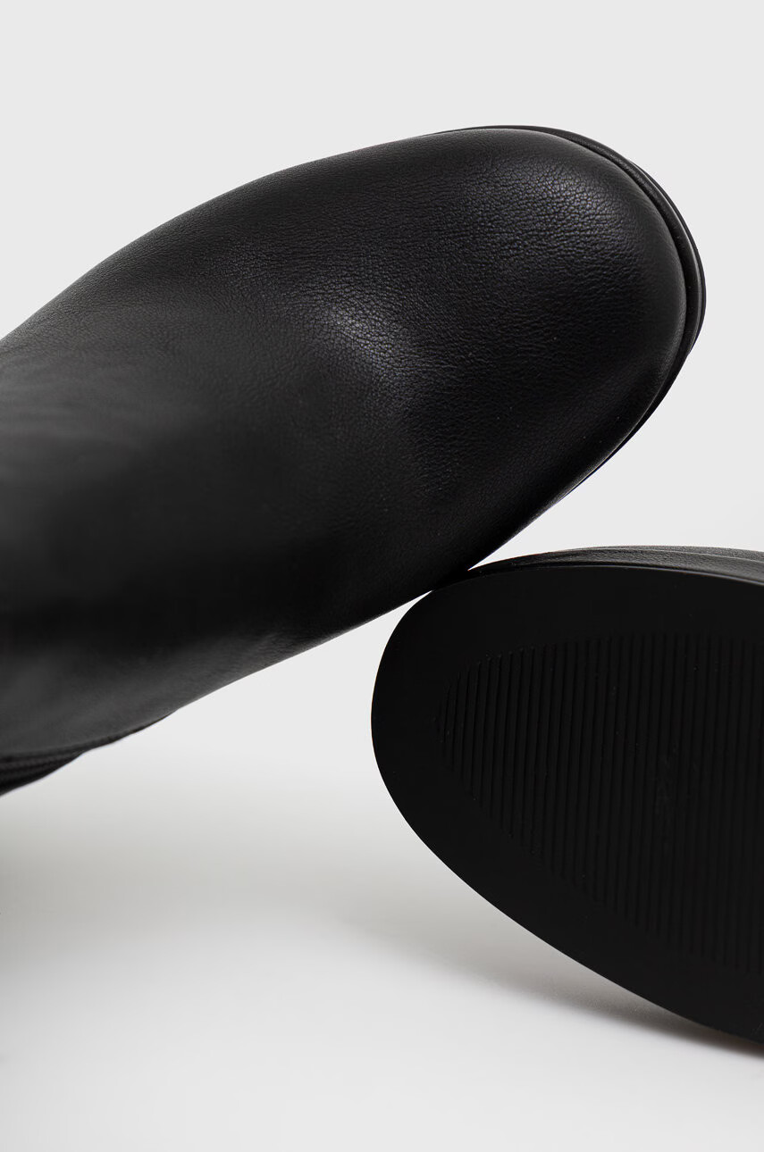 Steve Madden Ботуши Magnifico в черно с висок ток - Pepit.bg