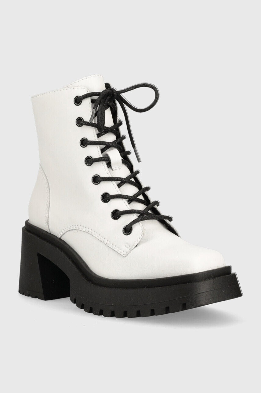 Steve Madden Кожени боти Freeport в бяло с висок ток - Pepit.bg
