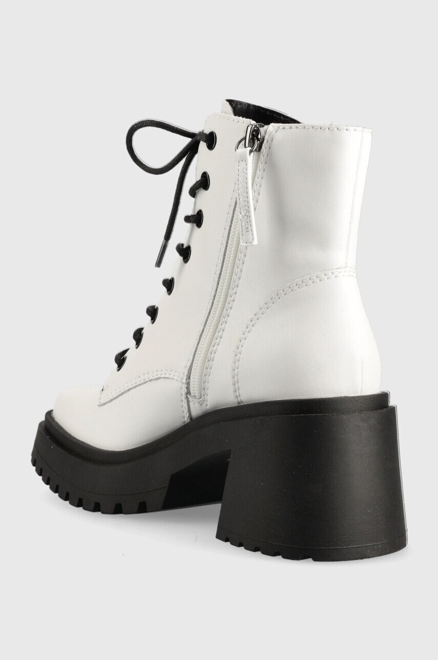 Steve Madden Кожени боти Freeport в бяло с висок ток - Pepit.bg