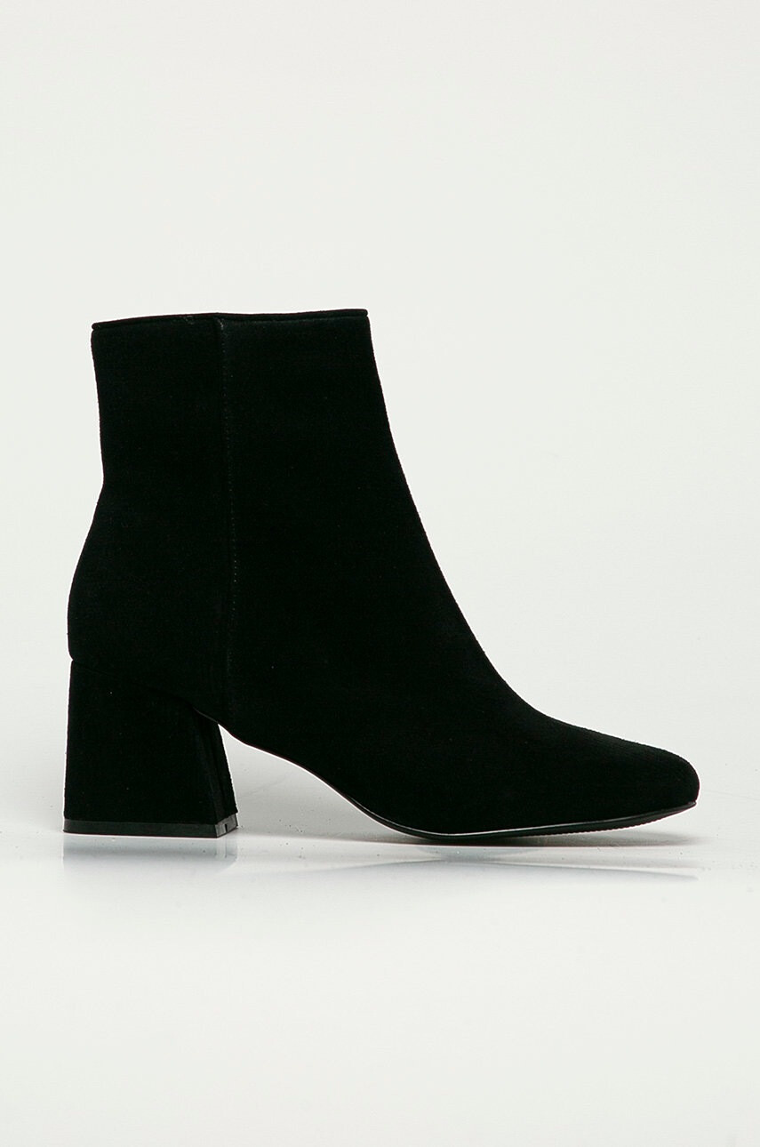 Steve Madden Велурени ботуши Davist - Pepit.bg