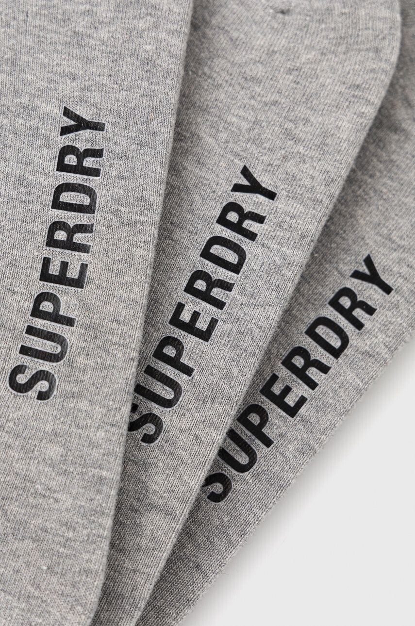 Superdry Чорапи в сиво - Pepit.bg