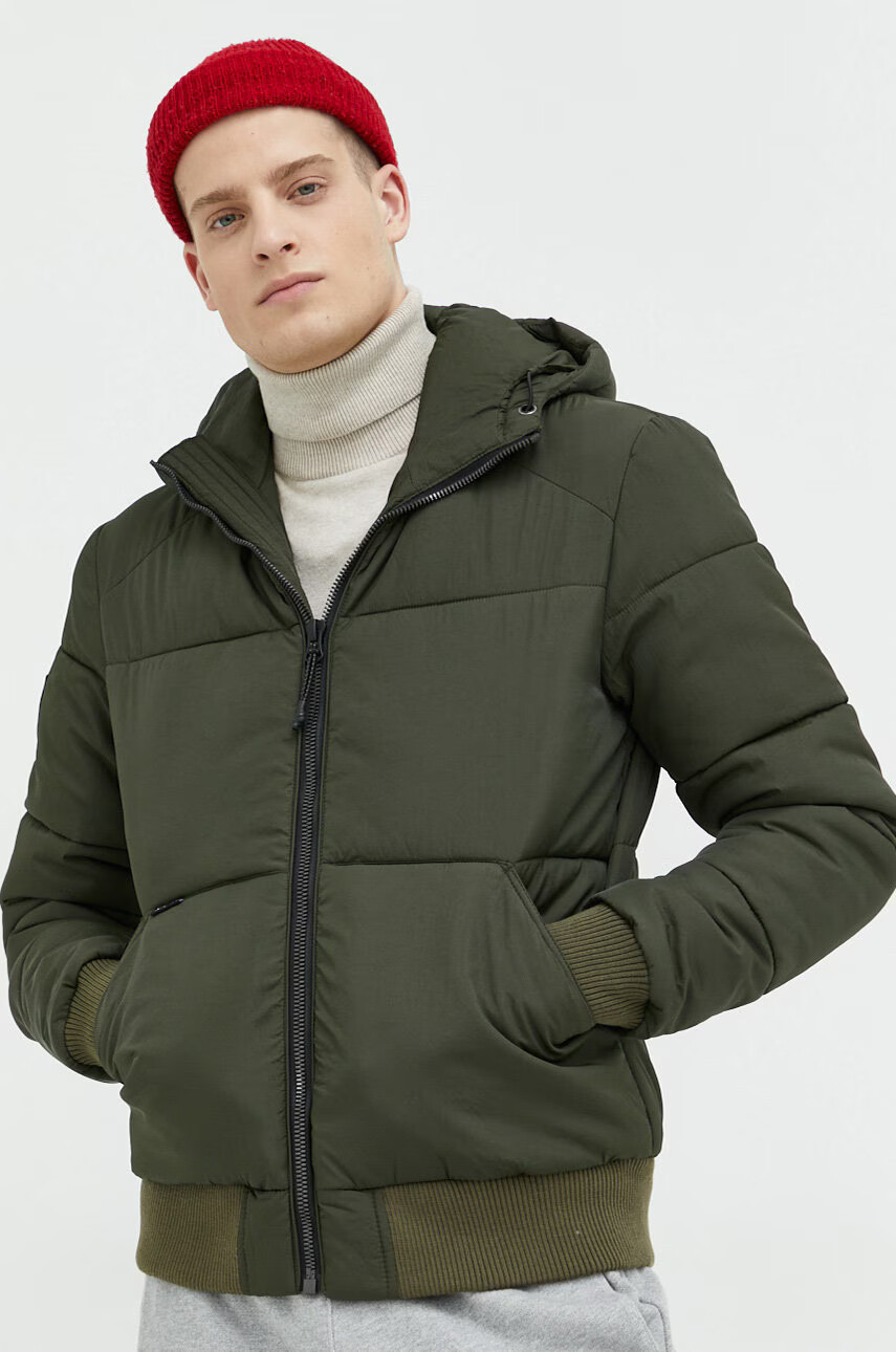 Superdry Яке в зелено със зимна изолация - Pepit.bg