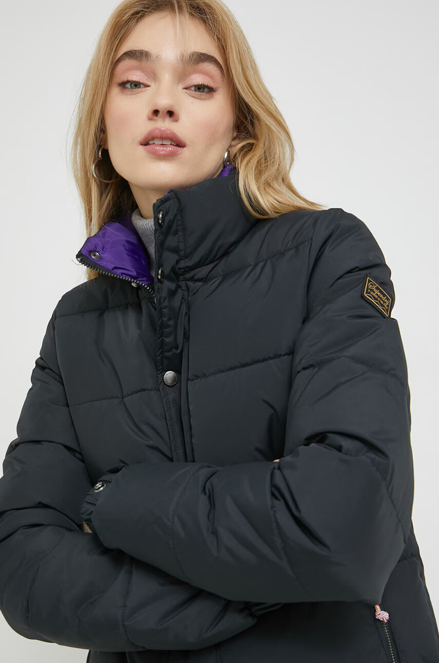 Superdry Яке в черно със зимна изолация - Pepit.bg