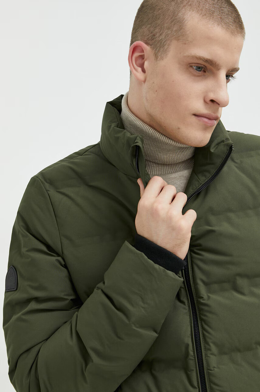 Superdry Яке в зелено със зимна изолация - Pepit.bg