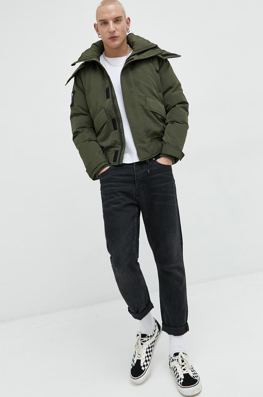 Superdry Яке в зелено със зимна изолация - Pepit.bg
