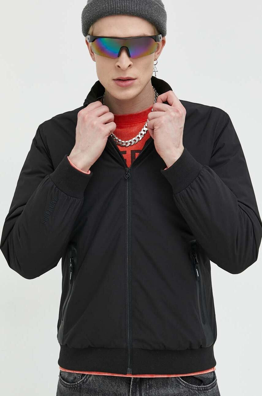 Superdry Яке бомбър в черно с преходна изолация - Pepit.bg