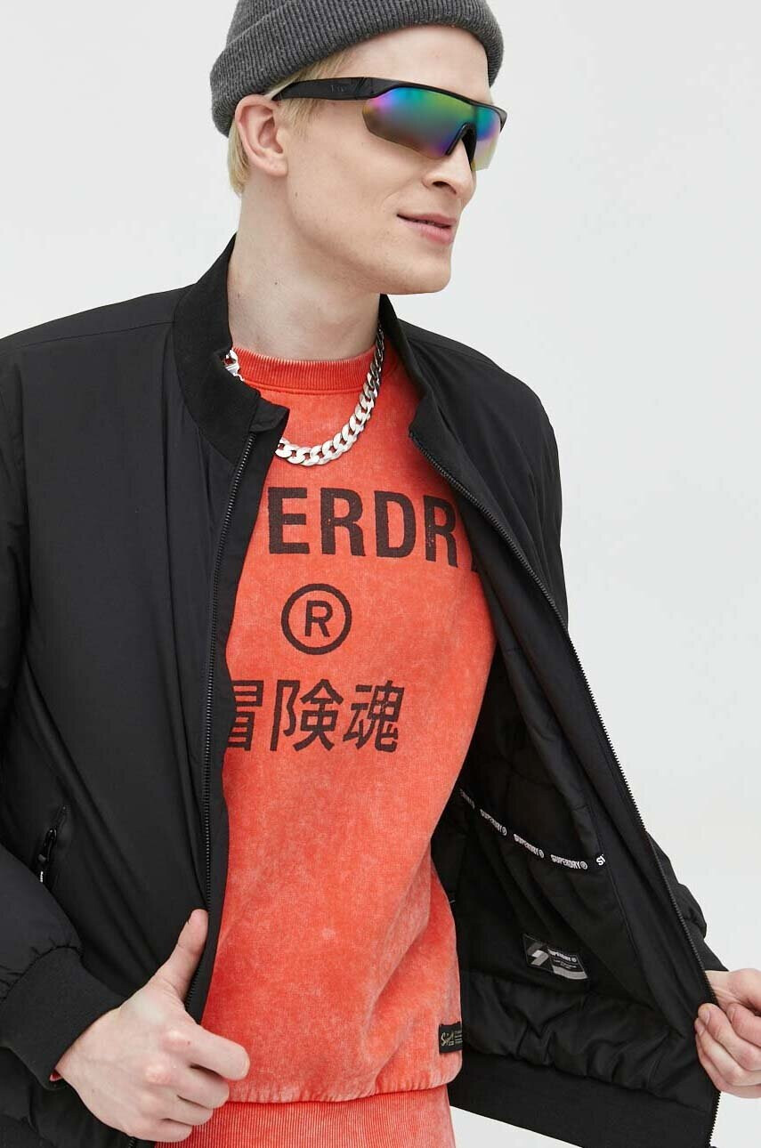 Superdry Яке бомбър в черно с преходна изолация - Pepit.bg