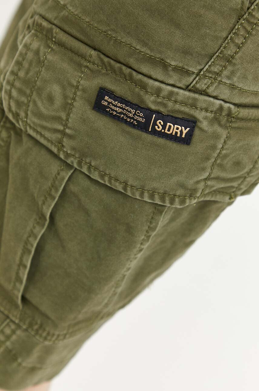 Superdry Къс панталон в зелено - Pepit.bg