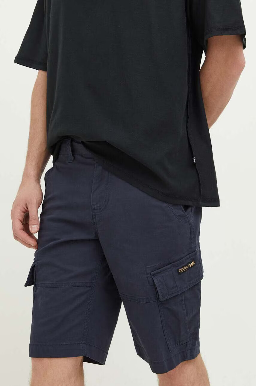 Superdry Къс панталон в тъмносиньо - Pepit.bg