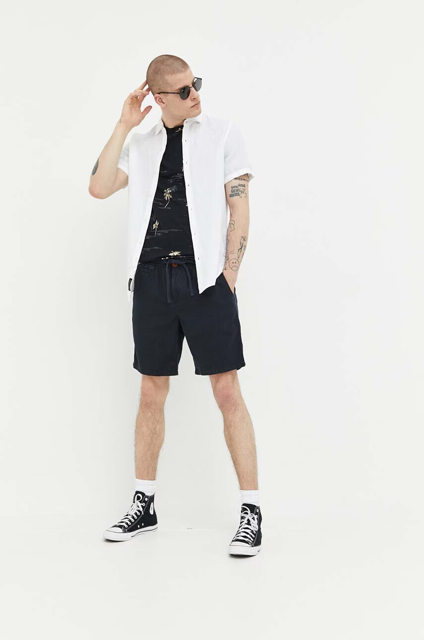 Superdry Къс панталон с лен в тъмносиньо - Pepit.bg