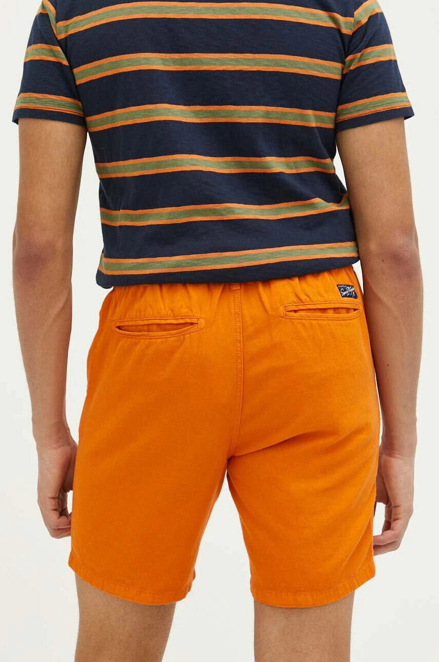 Superdry Къс панталон с лен в оранжево - Pepit.bg