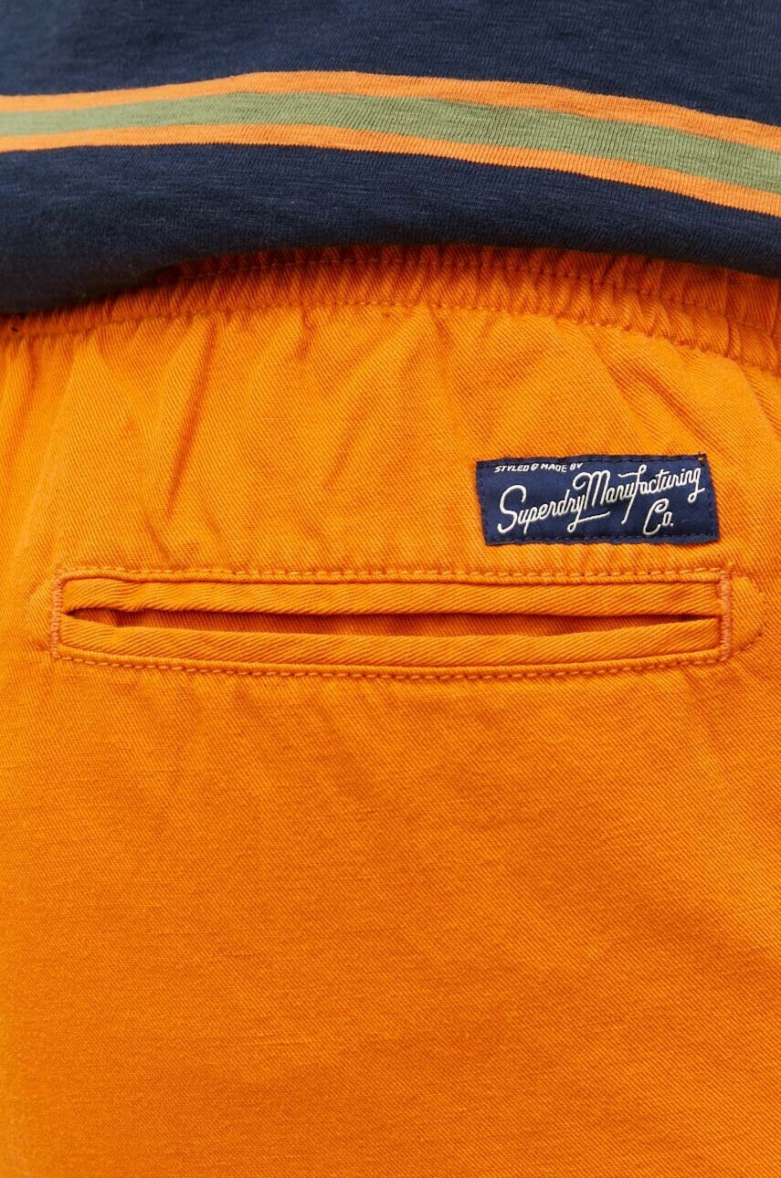 Superdry Къс панталон с лен в оранжево - Pepit.bg