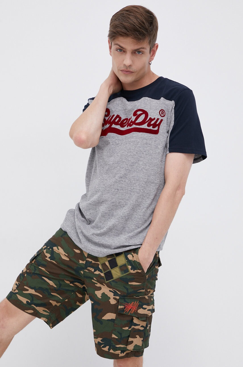 Superdry Къс панталон мъжки в зелено - Pepit.bg