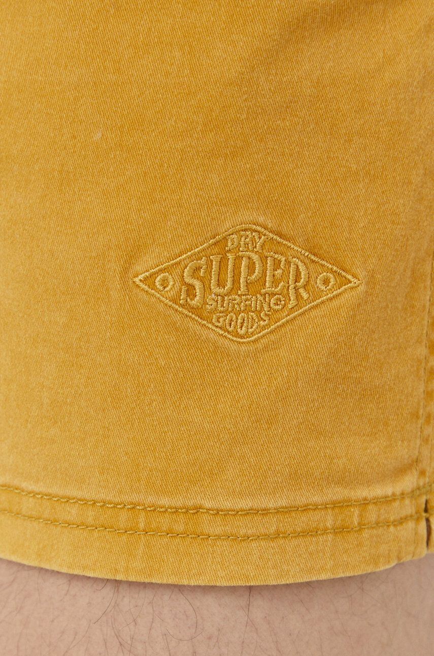 Superdry Къси панталони в жълто - Pepit.bg