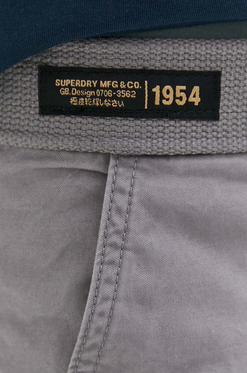 Superdry Памучен къс панталон в сиво - Pepit.bg