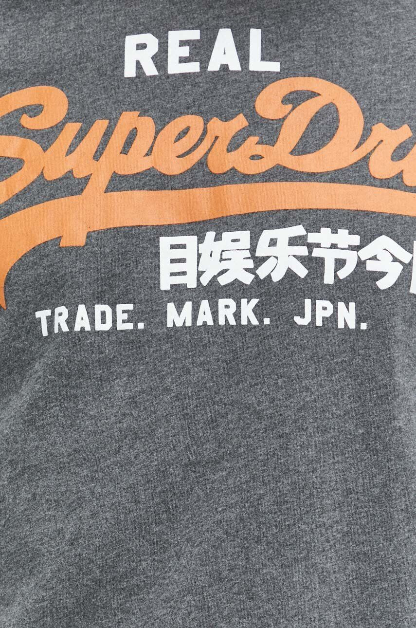 Superdry Памучна блуза с дълги ръкави в сиво с принт - Pepit.bg