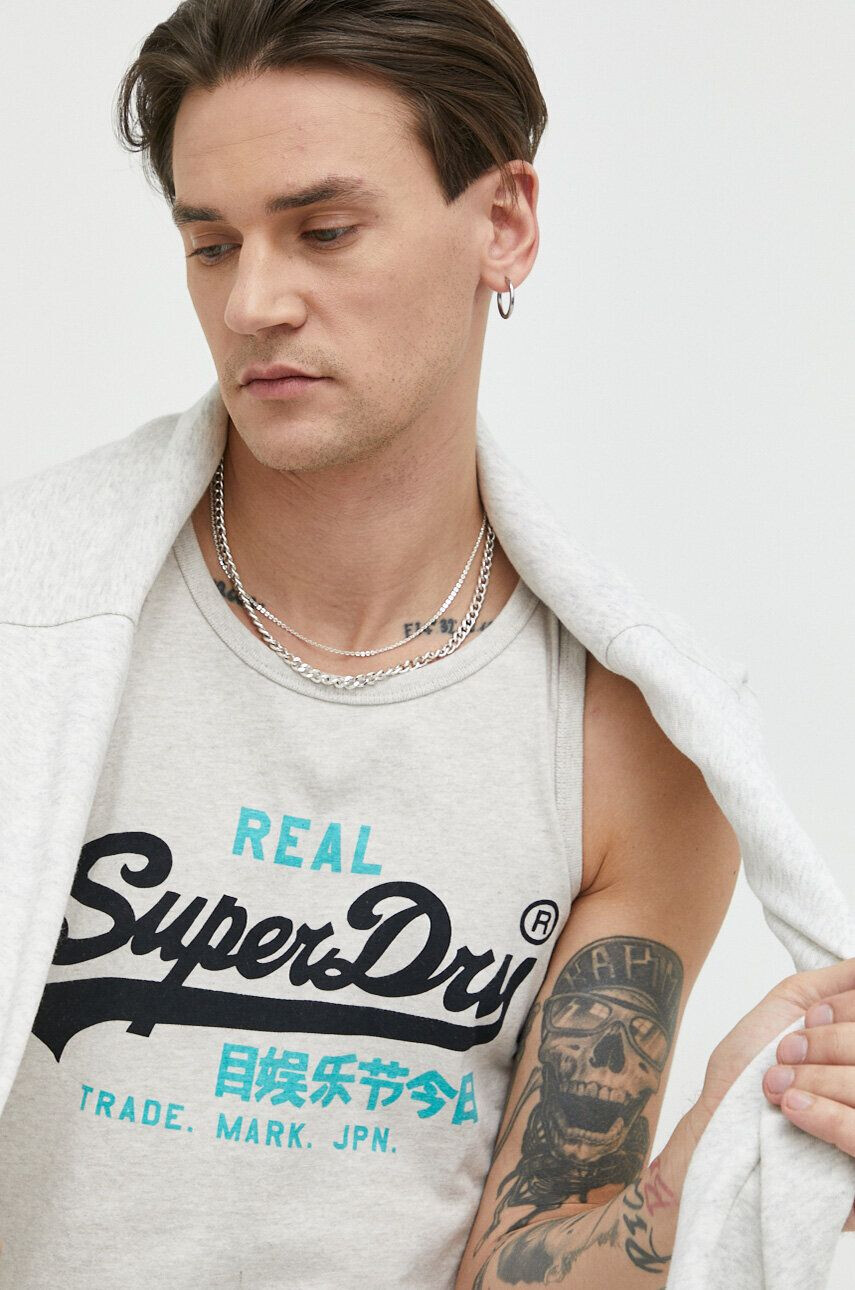 Superdry Памучна тениска в сиво - Pepit.bg