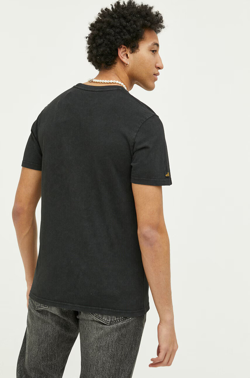 Superdry Памучна тениска в черно с принт - Pepit.bg